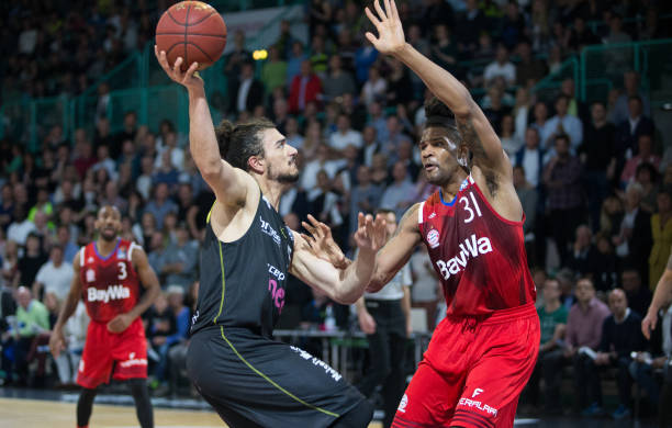 对高强度防 对高强度防