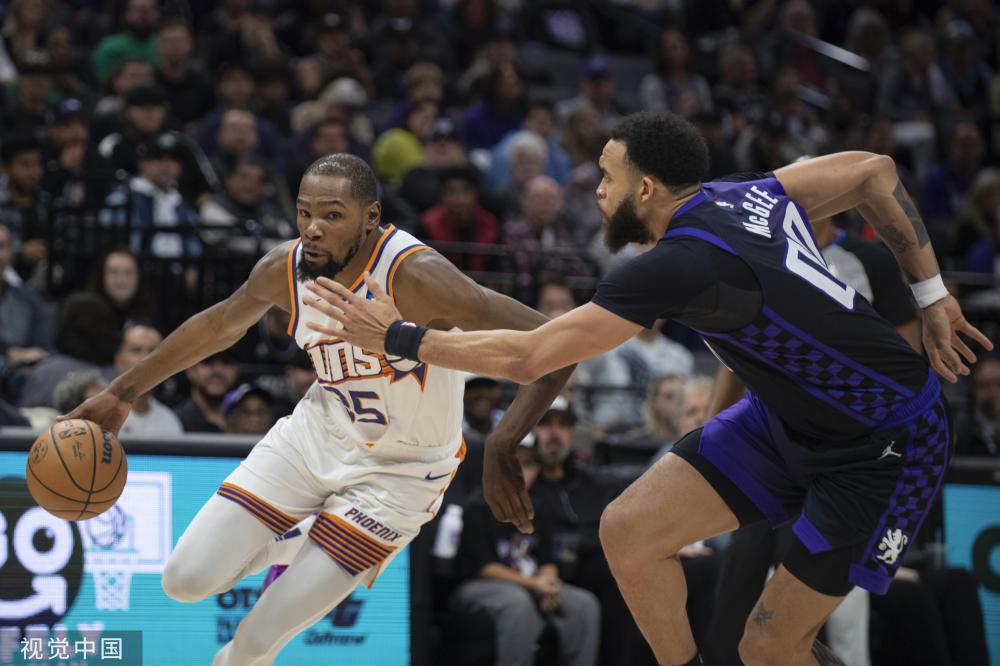 己的职业生 己的职业生